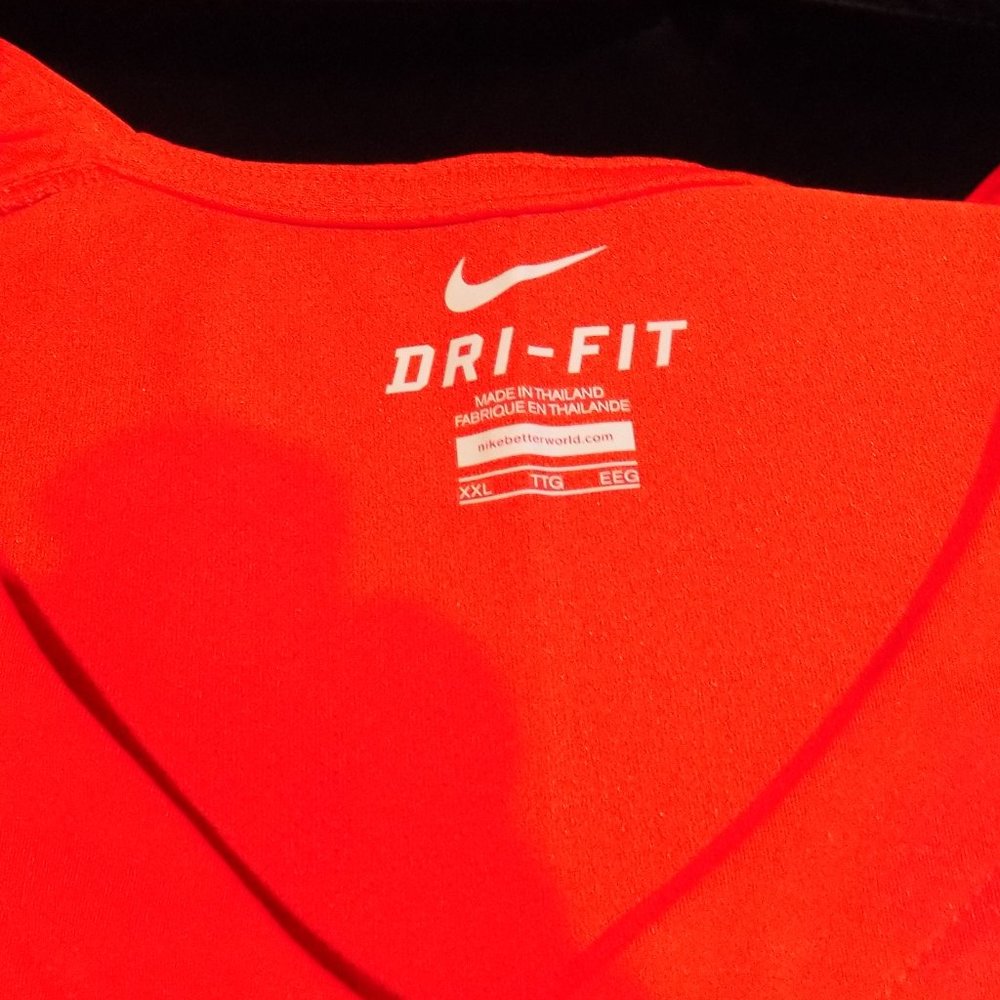 Nike Tank Tops XXL - Picture 3 of 6